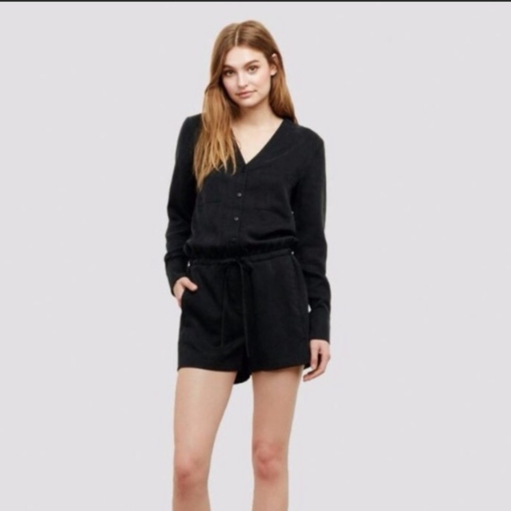 Kenneth Cole Black Long Sleeve Romper Sz S